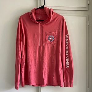Vineyard Vines pink Tshirt hoodie